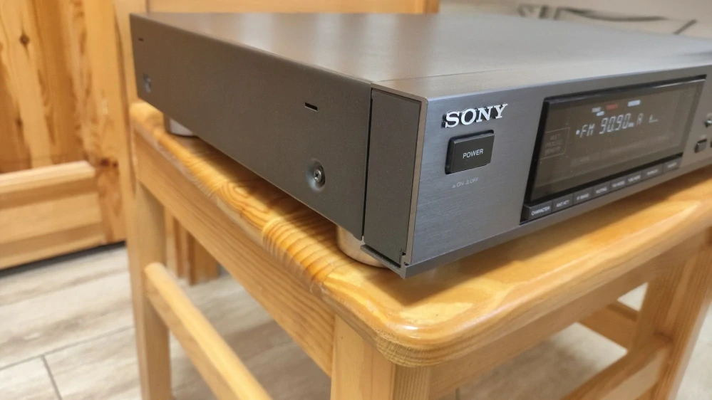 Sony ST-S550ES