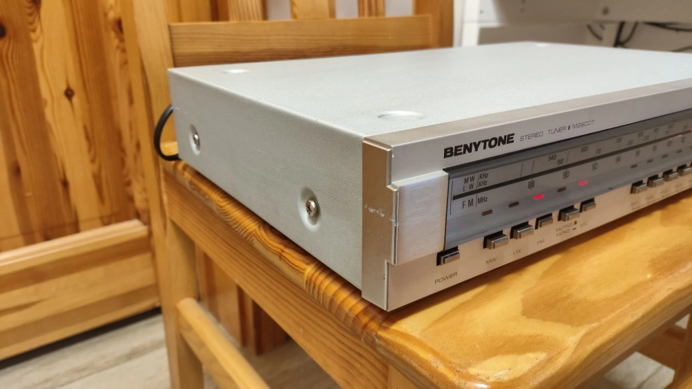 Benytone M2600T