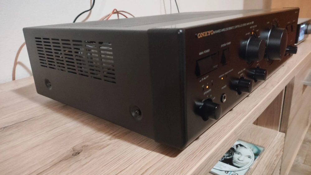 Onkyo A-803