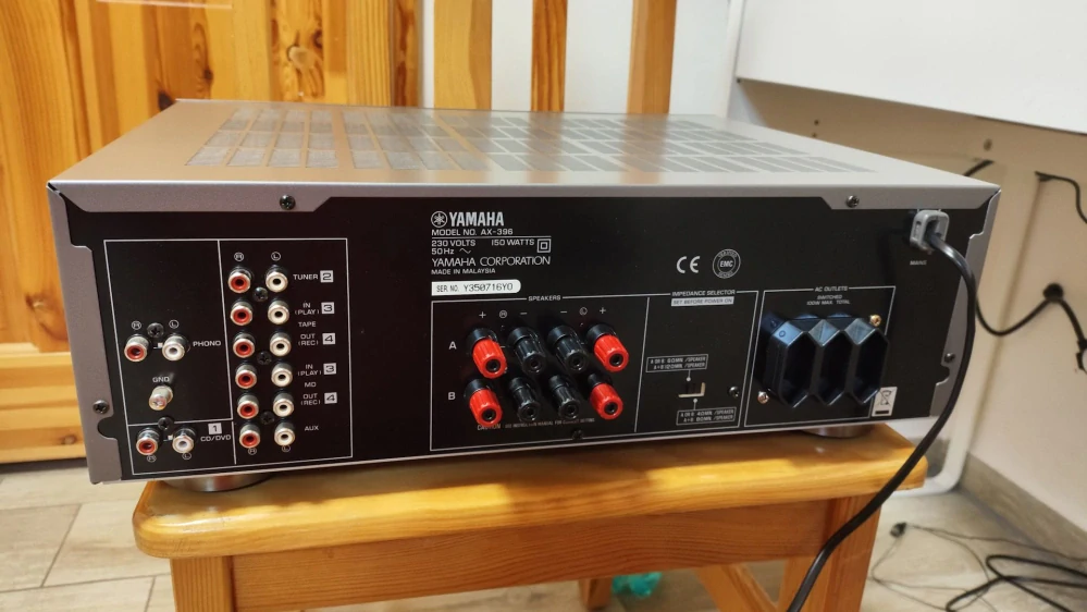 Yamaha AX-396