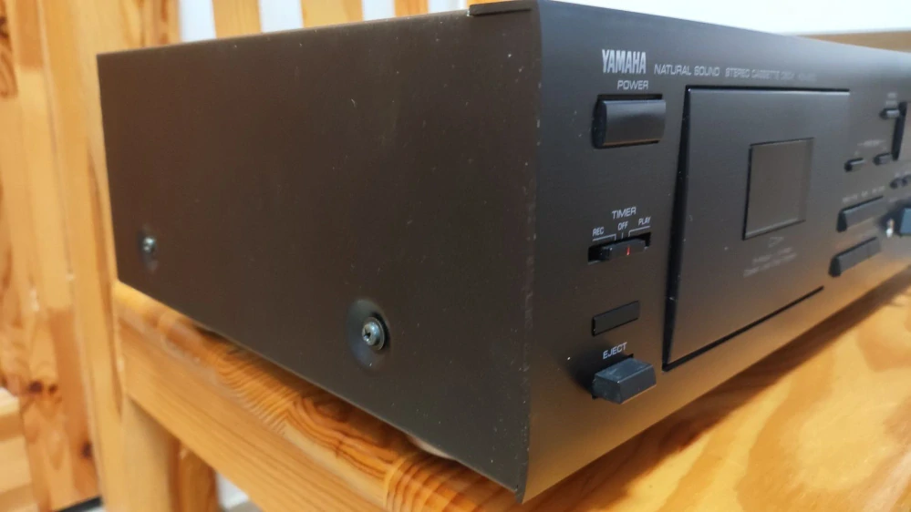 Yamaha KX-670