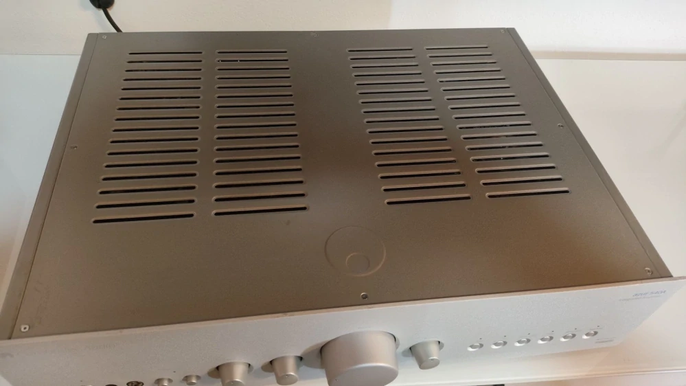 Cambridge Audio Azur 540A V2