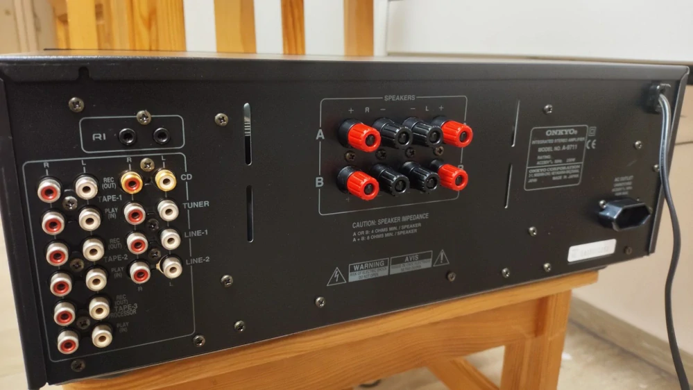 Onkyo Integra A-9711
