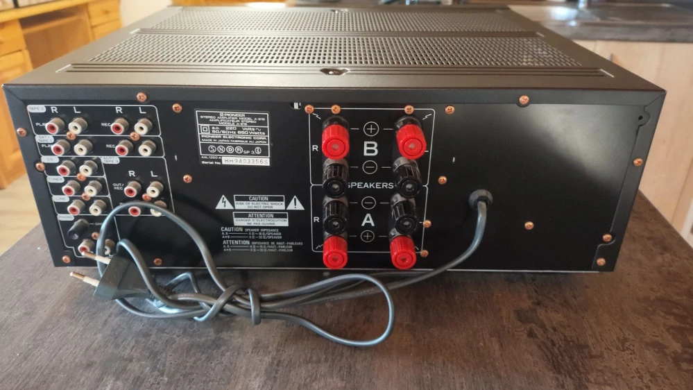Pioneer A-616