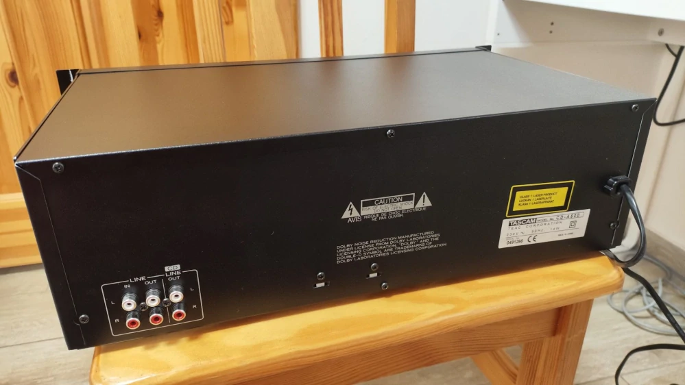 TASCAM CD-A500