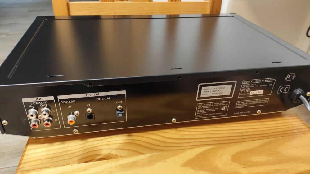 Sony MDS-JE520