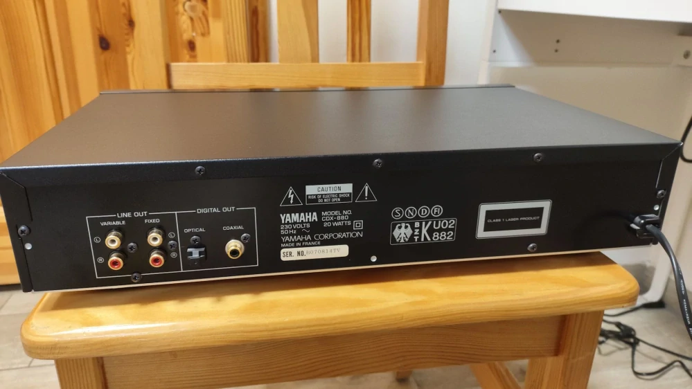 Yamaha CDX-880