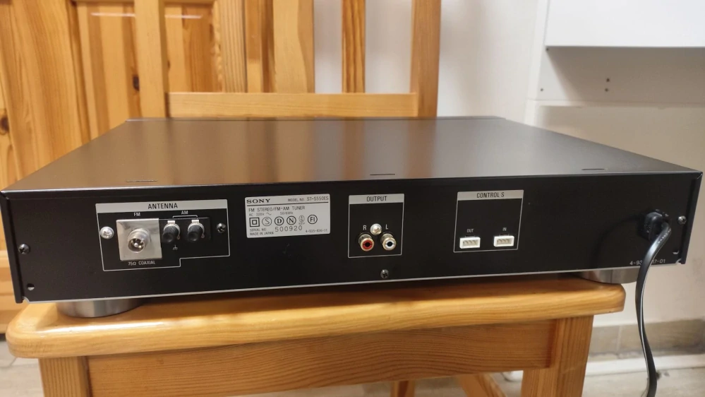 Sony ST-S550ES