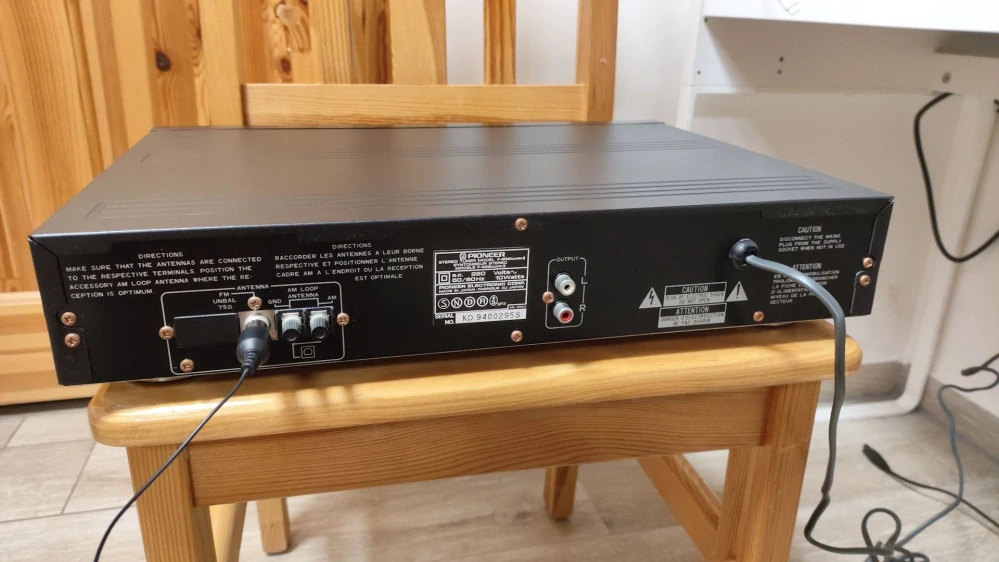 Pioneer F-656 Mark II