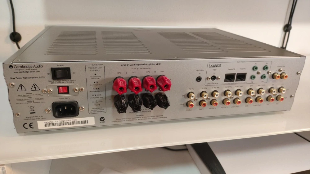 Cambridge Audio Azur 540A V2
