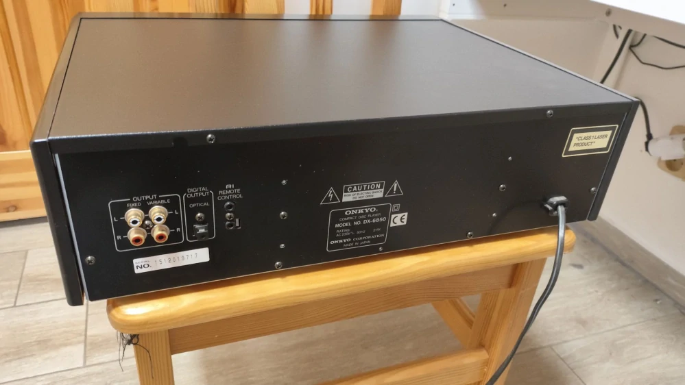 Onkyo Integra DX-6850