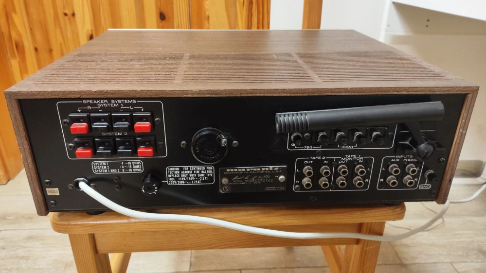 Marantz MR 230