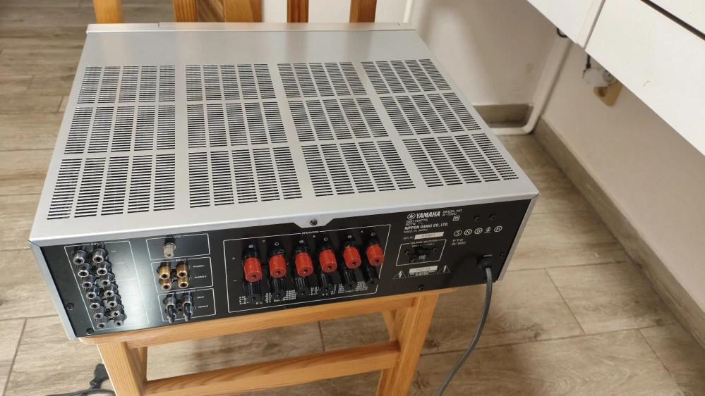Yamaha A-1020