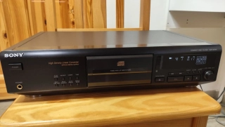 Sony CDP-XE700