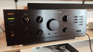 Akai AM-57