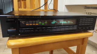 Onkyo Integra T-4670